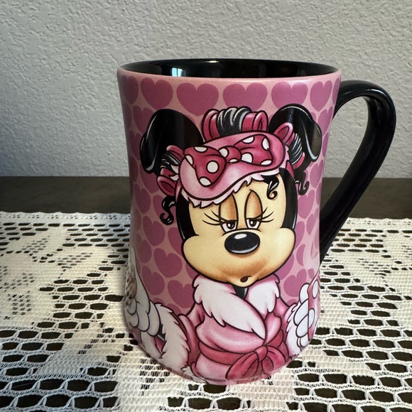 Walt Disney World Coffee/Tee Mugs set of 2 - Picture 2 of 10